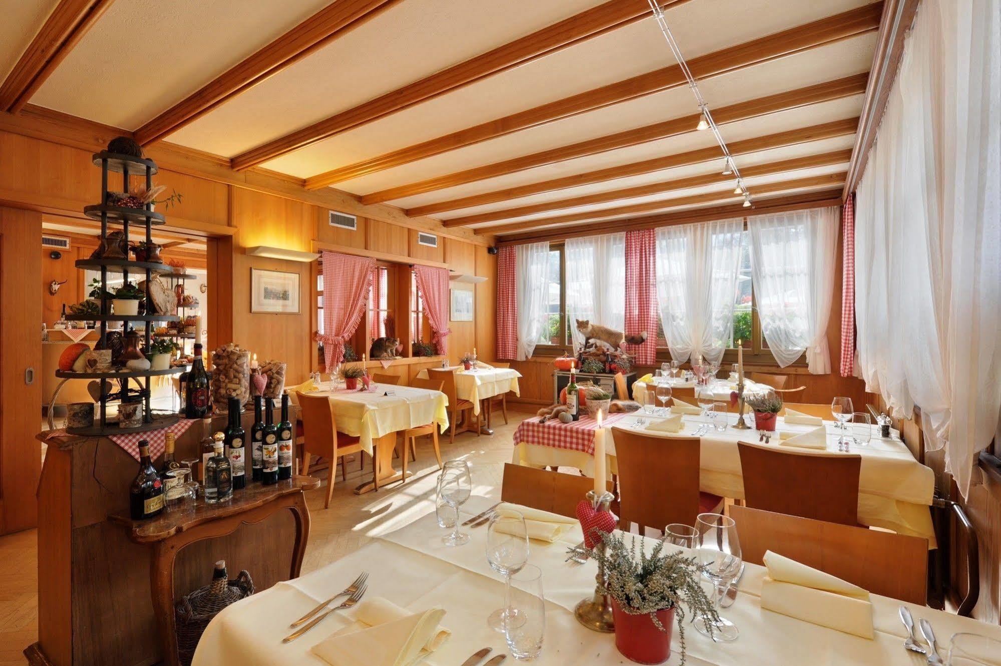 Gasthaus Paxmontana Закселн Екстериор снимка